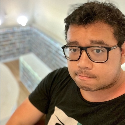 Plexuss Employee